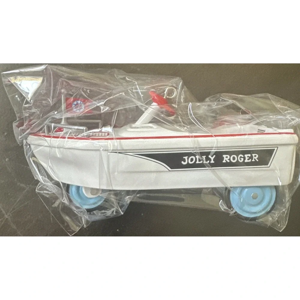 1999 Hallmark 1968 Murray Jolly Roger Flagship Ornament Kiddie Car Classics Boat
